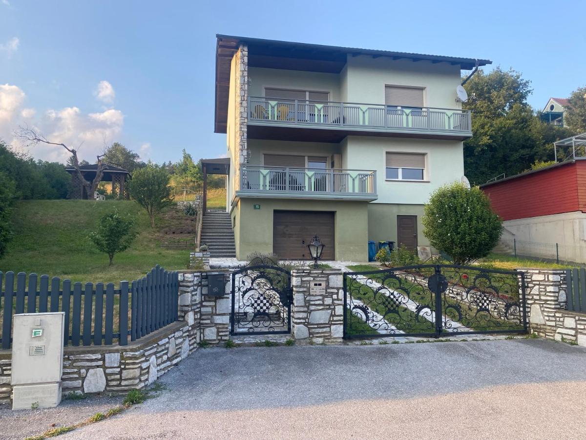 Apartment Mit Parkblick Gratkorn Exteriör bild